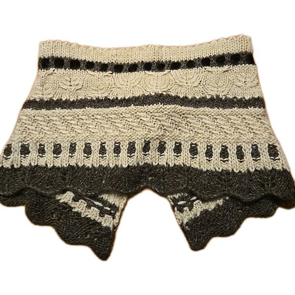 Women's Nanette Lepore Cable Knit Sweater Cape Wool Blend New With Tags - Picture 7 of 8